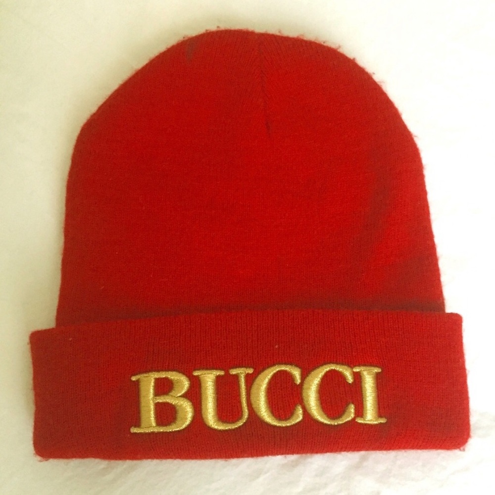 BUCCI Unisex Red Beanie